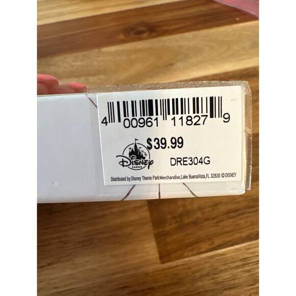 DIsney set of earrings2 pairs of earrings New in box - Picture 4 of 4